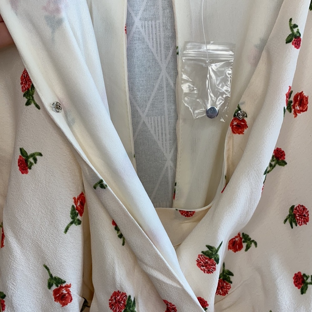 Romantic Surplus Floral Romper - Picture 6 of 8